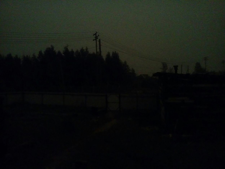 Загадка природы: В отдаленном районе Якутии днем на несколько часов стало темно как в сумерках